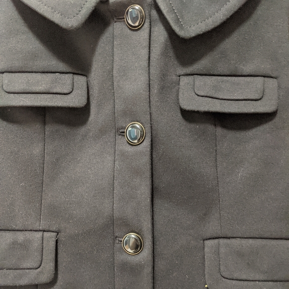 LOFT Cropped Blazer - Picture 3 of 8